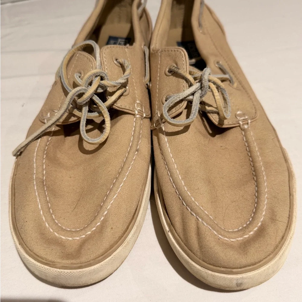 Ralph Lauren sander Tan Boat Shoes size 11D